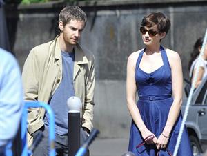 Anne Hathaway set of One Day in Paris August 31, 2013