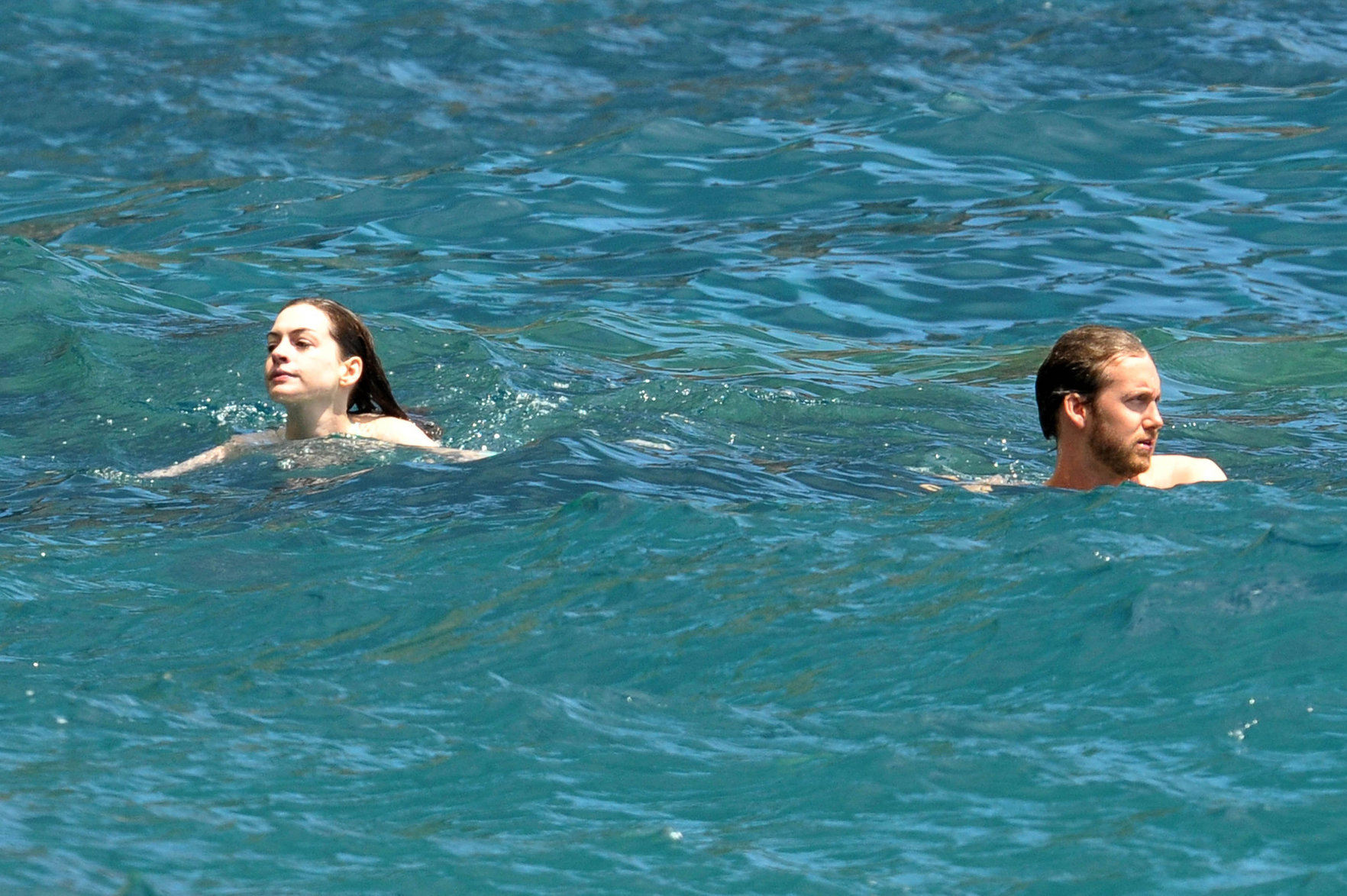 Anne Hathaway on vacation in Italy July 22, 2011 