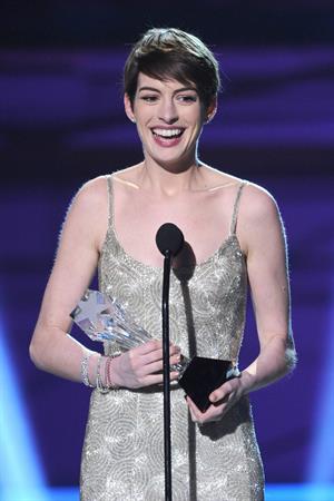 Anne Hathaway attends the Critics' Choice Movie Awards 2013 with Skinnygirl Cocktails at Barkar Hangar