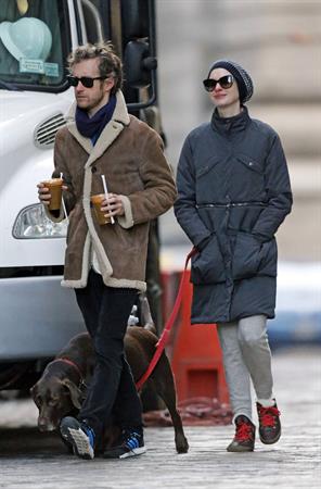 Anne Hathaway - out for a walk in NYC 1/8/13  