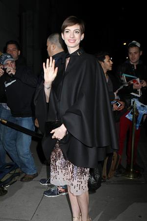 Anne Hathaway Attended the Museum of the Moving Image 27th Annual Black Tie Salute in New York Dec 11, 2012