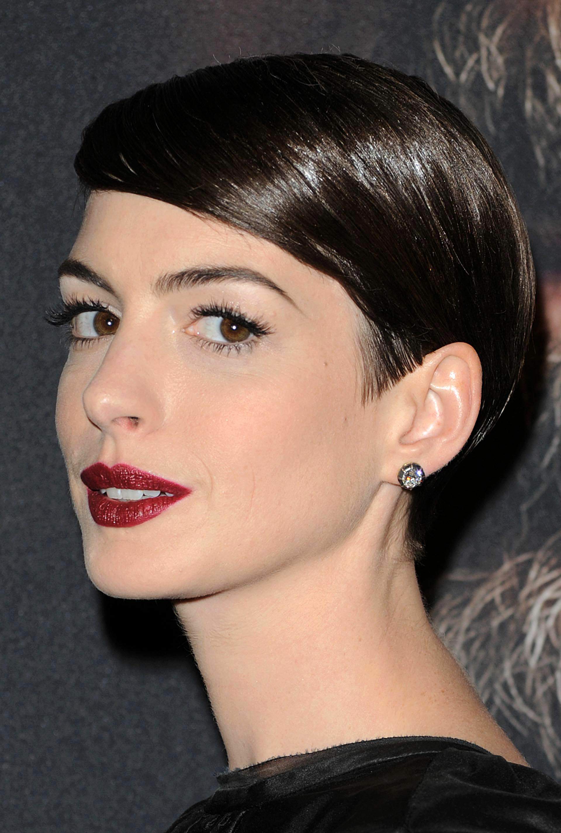 Anne Hathaway Les Miserables NY Premiere December 10-2012 