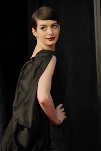 Anne Hathaway Les Miserables NY Premiere December 10-2012 