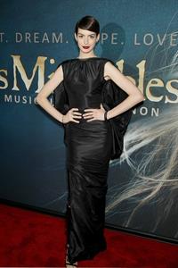 Anne Hathaway Les Miserables NY Premiere December 10-2012 