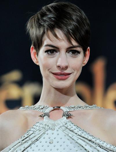 Anne Hathaway  'Les Miserables' World Premiere at the Odeon Leicester Square in London - December 5, 2012 
