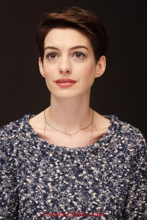 Anne Hathaway Photocall of the musical Les Miserables at the Mandarin Hotel in New York, NY, December 2, 2012