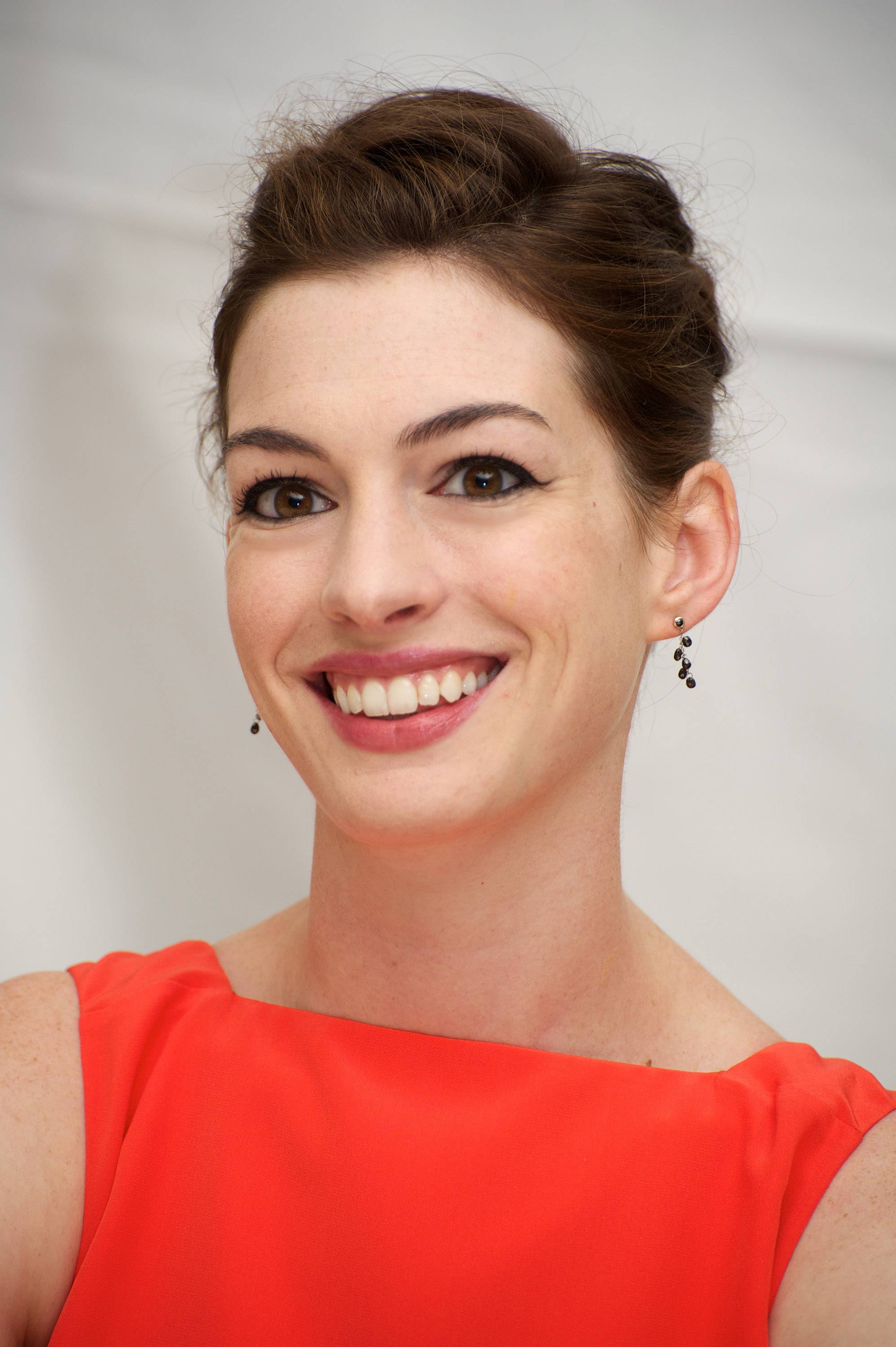 Anne Hathaway One Day press conference in New York City 9/8/2011