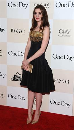 Anne Hathaway One Day Premiere in New York 8/8/2011 
