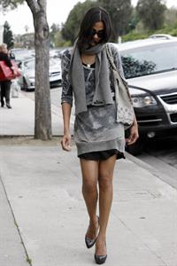 Zoe Saldana out & about in Los Angeles - March 5, 2010   