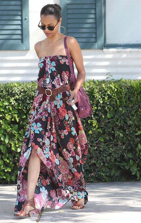 Zoe Saldana runs errands in LA August 5, 2011  