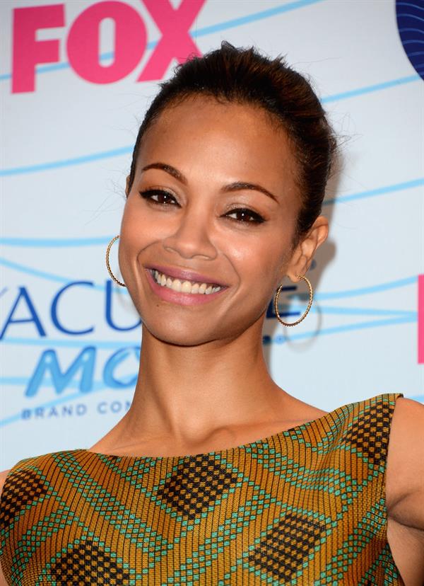 Zoe Saldana - 2012 Teen Choice Awards in Universal City (July 22, 2012)