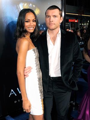 Zoe Saldana ''Avatar'' Premiere in Los Angeles December 16, 2009   