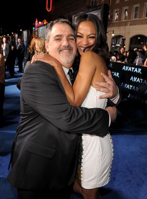 Zoe Saldana ''Avatar'' Premiere in Los Angeles December 16, 2009   