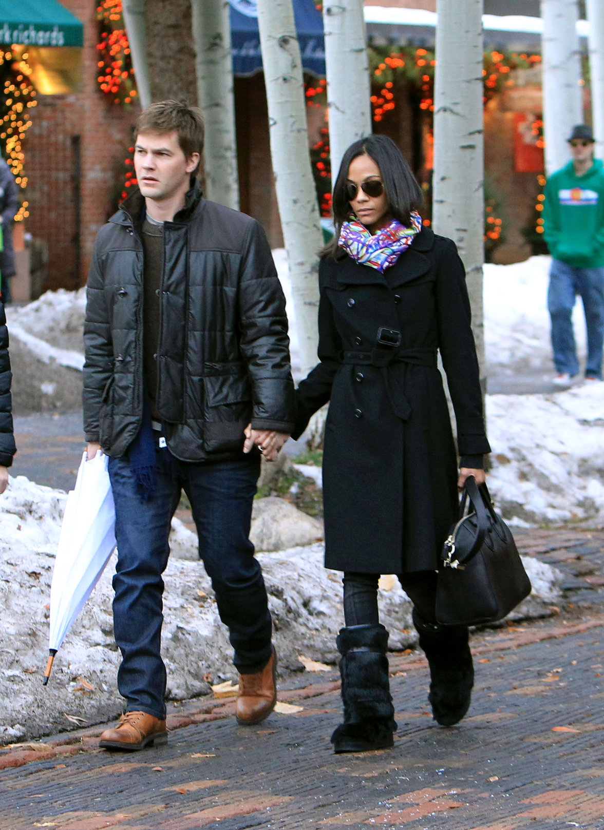 Zoe Saldana - Enjoyed a stroll with her boyfriend Keith Britton in Aspen, Colorado Dec 21, 2010 