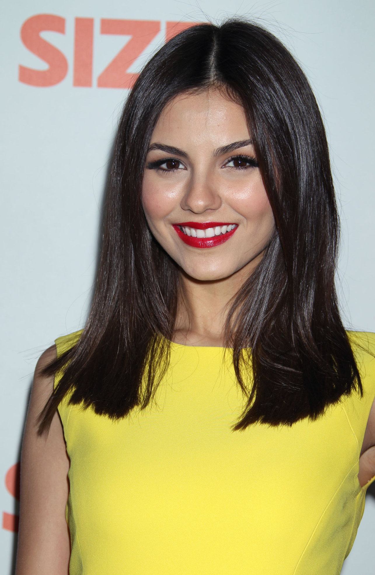 Victoria Justice at the  Fun Size  premiere in LA 10/25/12