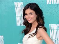 Victoria Justice - MTV Movie Awards at Universal Studios, Arrivals - June 3, 2012