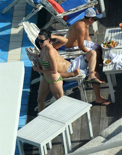 Katy Perry - In a bikini at a hotel pool in Miami July 27, 2012