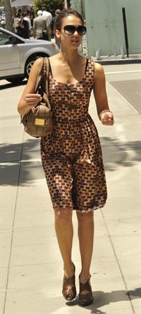 Jessica Alba heads to an afternoon meeting in Beverly Hills June 16, 2010 