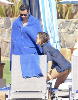 Jessica Alba holiday in Cabo San Lucas December 31, 2010