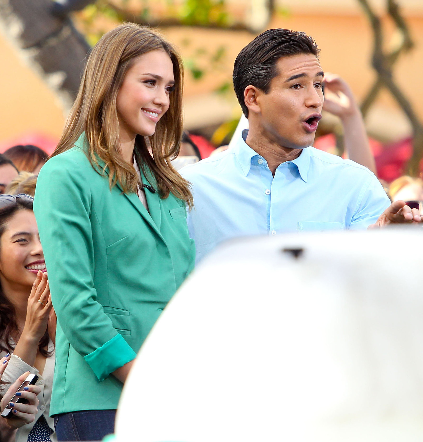 Jessica Alba on the set of Extra in Los Angeles on January 25, 2012 
