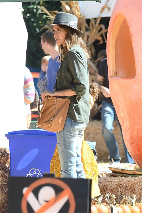 Jessica Alba – at Mr Bones Pumpkin Patch 10/12/13  
