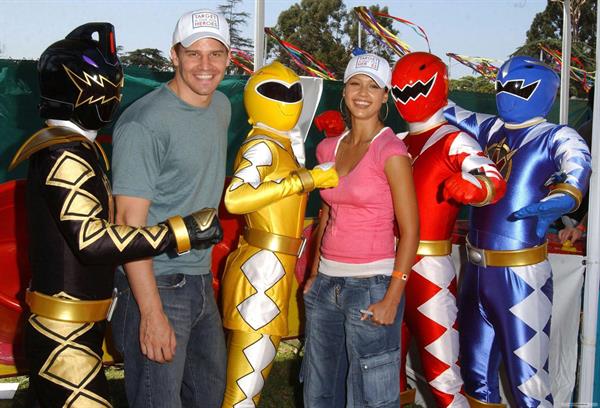 Jessica Alba - Target A Time for Heroes in LA 6/13/04 to Benefit the Elizabeth Glaser Pediatric AIDS Foundation carnival 