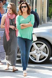 Eva Longoria Goes shoe shopping in Beverly Hills (May 23, 2013) 