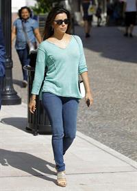 Eva Longoria Goes shoe shopping in Beverly Hills (May 23, 2013) 