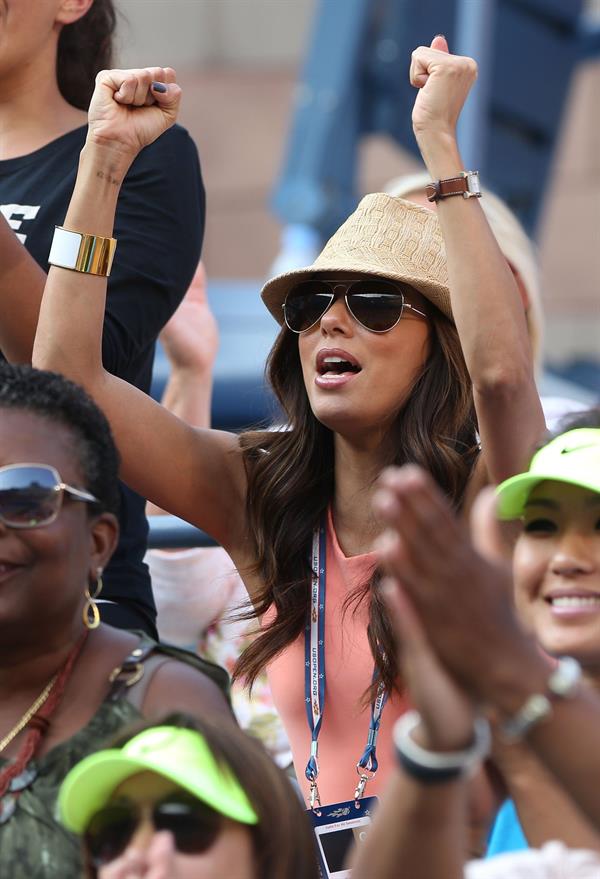 Eva Longoria - US Open in Flushing Meadows 30.08.12