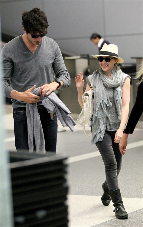 Kylie Minogue - LAX Airport in LA - June 9, 2012