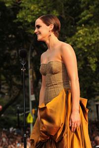 Emma Watson - Harry Potter and the Deathly Hallows Premiere in New York City, July 11, 2011