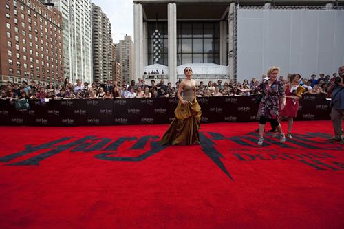 Emma Watson - Harry Potter and the Deathly Hallows Premiere in New York City, July 11, 2011