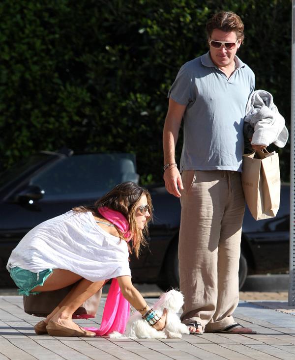 Alessandra Ambrosio at the Country Mart in Malibu on May 28, 2011