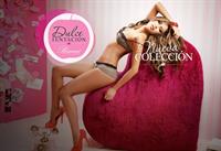 Catalina Otalvaro in lingerie