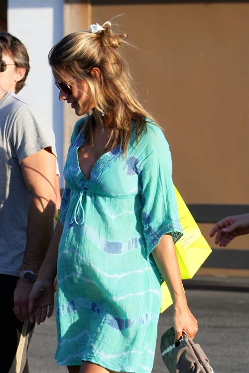 Alessandra Ambrosio shopping at Planet Blue in Malibu