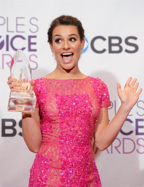 Lea Michele in pink at the 39th Annual People's Choice Awards in Los Angeles on Jan 9, 2013 