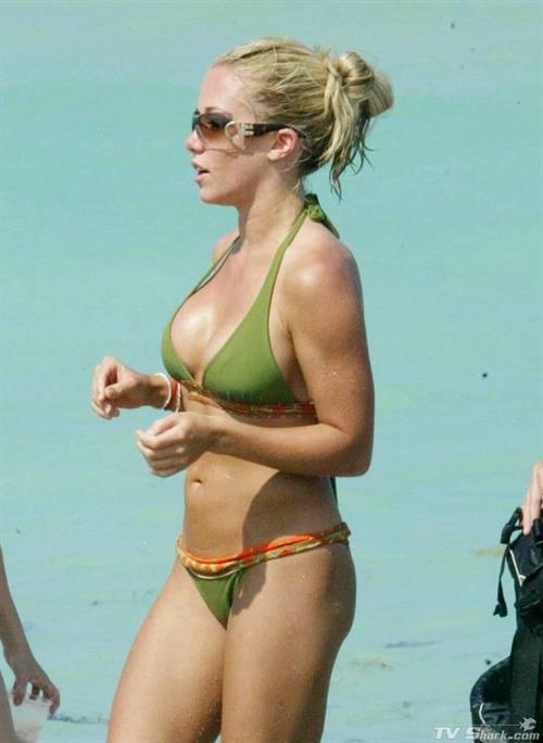 Kendra Wilkinson in a bikini