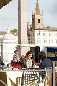 Kate Beckinsale On Set of The Face of an Angel in Rome November 11-2013 
