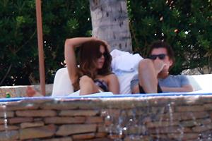 Kate Beckinsale wearing a bikini on vacation in Mexico August 21, 2013