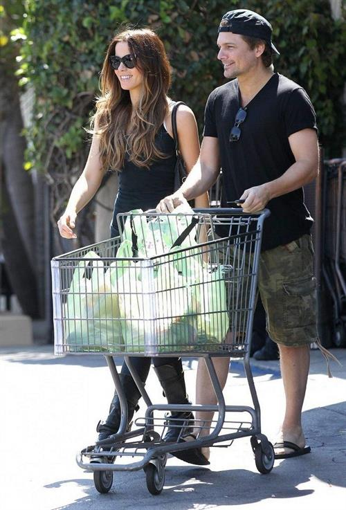 Kate Beckinsale In tights, shopping at a market in Pacific Palisades - September 15, 2013 
