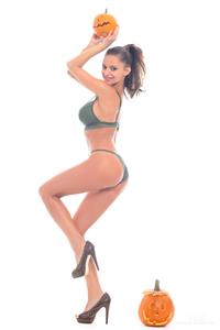 Dana Harem in lingerie - ass