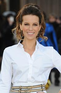 Kate Beckinsale Burberry Prorsum show at London Fashion Week 2/18/13 