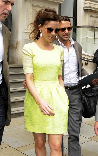 Kate Beckinsale Leaves the Corinthia Hotel in London August 16-2012 