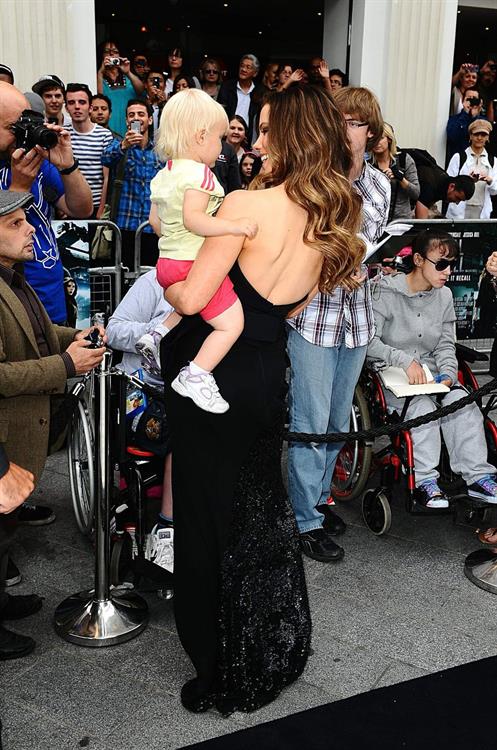 Kate Beckinsale London premiere of Total Recall August 16, 2012
