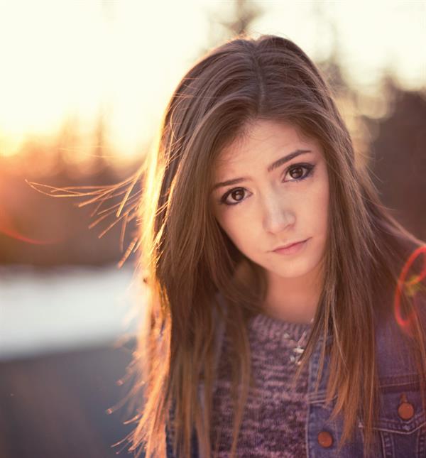 Chrissy Costanza taking a selfie