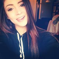 Chrissy Costanza taking a selfie