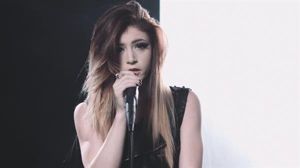 Chrissy Costanza