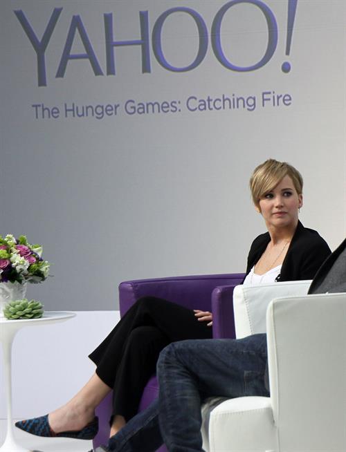 Jennifer Lawrence Q&A at the Yahoo Headquarters - Los Angeles - November 6, 2013 