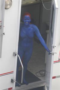 Jennifer Lawrence s On the Set of X-Men: Days of Future Past - Montreal, Canada (May 31, 2013) 