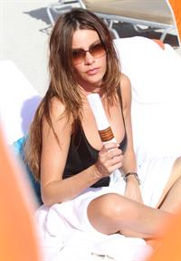 Sofia Vergara - beach candids in Miami 1/2/13  